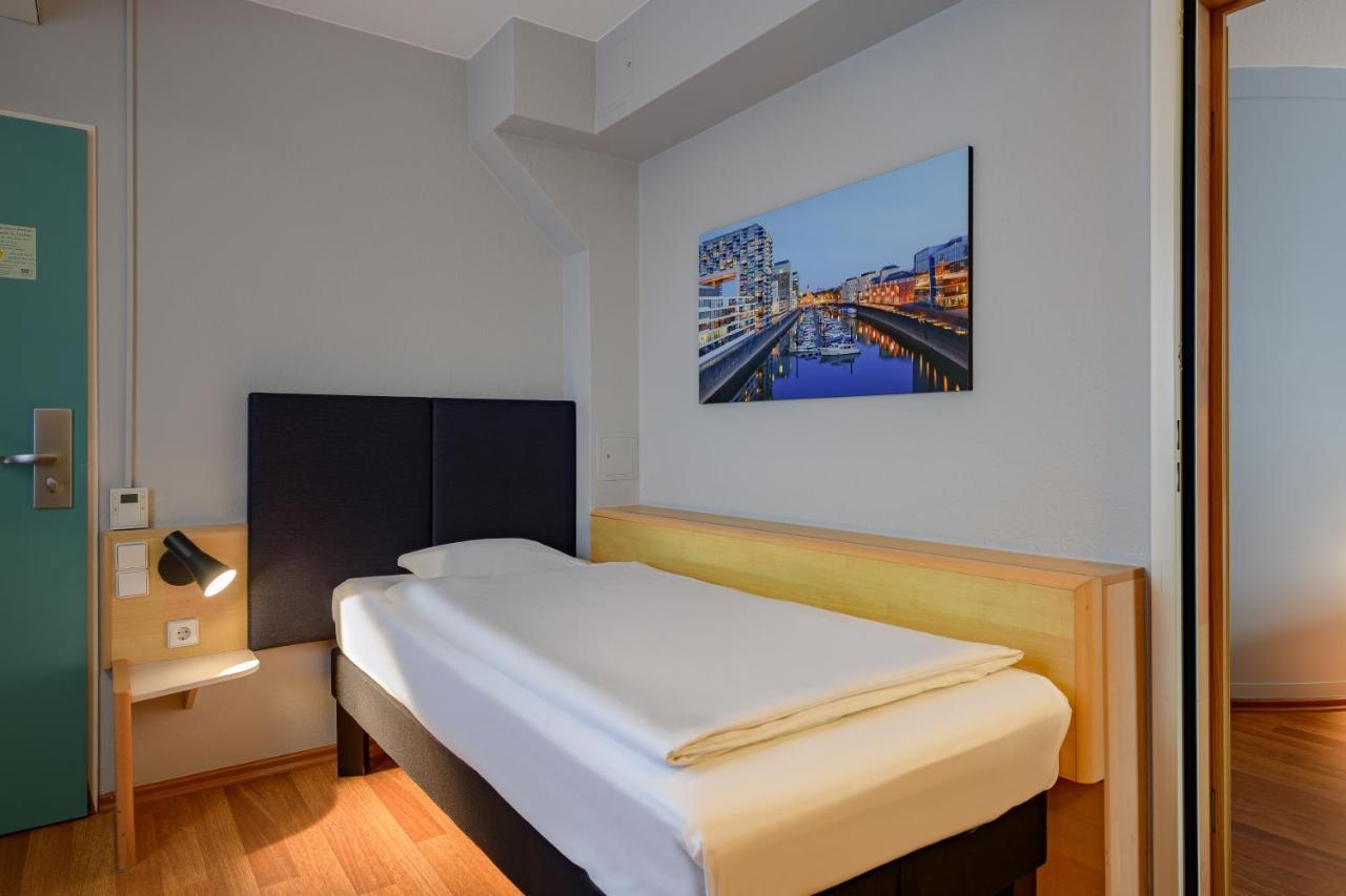 Ibis Koeln Frechen Hotel Екстериор снимка